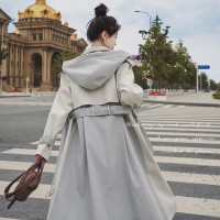 现货【2024】斗篷设计款浅色系长款风衣女199