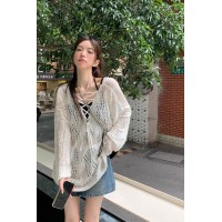 白色镂空抽绳绑带v领防晒针织衫女夏季早秋冰丝薄款空调罩衫上衣
