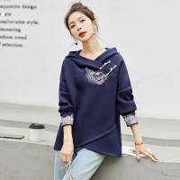 卫衣女春季2024新款时尚宽松大码复古盘扣重工刺绣上衣