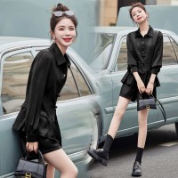 2024春季女装新款时尚盘扣假两件上衣+蛋白皮短款两件套