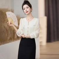 2024年春季新中式刺绣圆领时尚套装