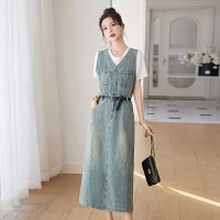现货牛仔拼接连衣裙女收腰中长款裙子白T恤套装2477
