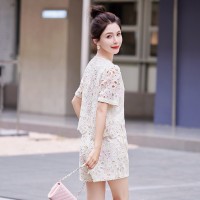 2024年夏季花色刺绣镂空上衣短款套装女
