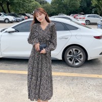 2024春秋时髦韩版女装荷叶边小V领长袖碎花雪纺连衣裙女
