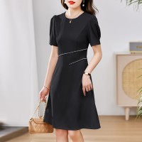 时尚连衣裙2024年夏季新款钉珠收腰显瘦女人味时尚百搭纯色连衣裙