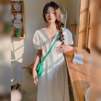 现货高品质系带一片式泡泡袖连衣裙H826