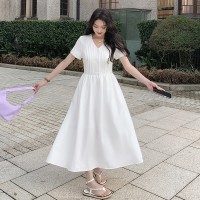 【现货主推】赫本风连衣裙女夏季2024新款V领收腰长裙