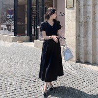 【现货主推】赫本风连衣裙女夏季2024新款V领收腰长裙