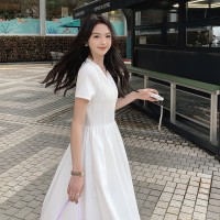 【现货主推】赫本风连衣裙女夏季2024新款V领收腰长裙