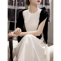 “轻礼服”定制立裁圆领无袖修身白月光长裙