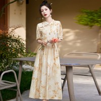 2024夏季时尚简约大方气质优雅简约领口收腰显瘦纯色连衣裙短袖