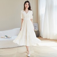 雪纺连衣裙女夏季新款小个子高级感法式V领气质收腰遮肚大摆长裙