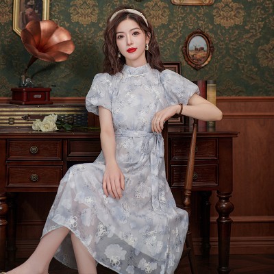 <!--新中式旗袍改良年轻款少女连衣裙高级感质感绝美蓝色碎花长款裙子-->