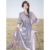 月光小白裙刺绣圆领仙女裙2024新款宫廷风白色紫色香槟色连衣裙