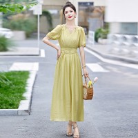 显瘦简约休闲V领短袖连衣裙2024新款女夏气质通勤收腰漂亮裙子