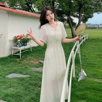 印花V领连衣裙2024夏季新款短袖中长款松紧腰法式裙子