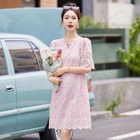 欧货2024年夏季女装高端精致镂空刺绣粉色连衣裙显瘦气质