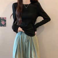 长袖打底衫女春秋装设计感弧形下摆短款修身鱼骨T恤上衣