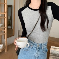 美式撞色正肩长袖t恤女春秋纯棉内搭修身打底衫短款上衣