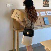 包包女2024新款斜挎包小众设计腋下包高级感单肩女包bags女式包