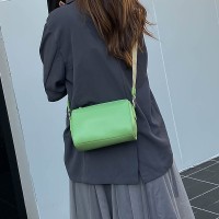 高级感包包女包新款PU质感小方包女大容量单肩斜挎包
