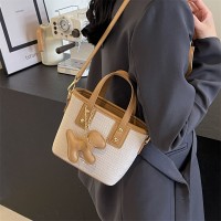 包包韩系高级感百搭水桶包2024新款时尚休闲女士斜挎包个性手提包