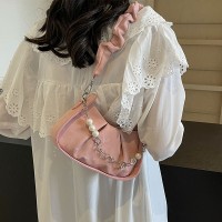 艾米兔女包2024新款流行韩版小众百搭褶皱设计洋气珍珠链条单肩包