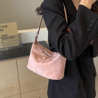 艾米兔女包2024流行包包女纯色百搭小众ins休闲时尚通勤单肩包