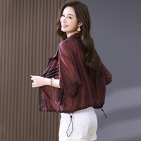 2024年夏季新款时尚潮流中长款女子大码防晒衣