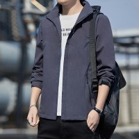 2024春季新款情侣冲锋衣男女潮流防水户外大码连帽夹克J