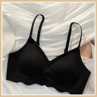 云感无痕内衣女小胸聚拢显大舒适薄款一体式固定杯运动少女文胸罩