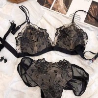 法式性感蕾丝大胸显小薄款无钢圈少女内衣小胸不空杯文胸罩套装女