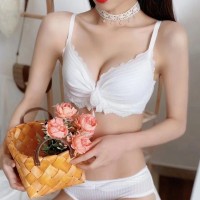 性感蕾丝内衣女小胸聚拢收副乳防下垂无钢圈少女甜美风文胸罩套装