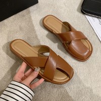 小众设计感平底凉拖鞋女外穿2024夏新款时尚复古一脚蹬包头拖鞋女