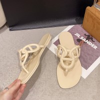 新款猪鼻子人字拖鞋女夏欧美网红平底休闲H家链条凉拖slipper