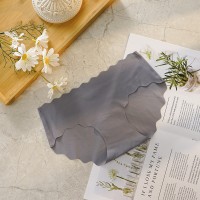 日系冰丝少女超薄内裤抗菌中腰性感提臀性感无痕大码女士三角裤