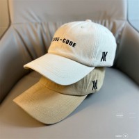 早春新款棒球帽女字母显脸小软顶韩版潮牌帽子男酷休闲鸭舌帽通用