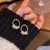 S925银针轻奢小众几何形珍珠耳环女百搭气质简约网红同款耳钉耳饰