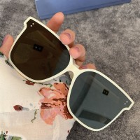 新款韩版米白色墨镜男女同款大脸显瘦素颜太阳镜时尚潮流大框眼镜