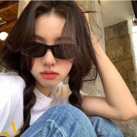 小框嫩粉色字母太阳镜新款欧美风ins网红墨镜朋克潮太阳眼镜遮光