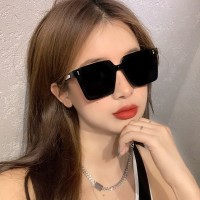 新款金属竖钉墨镜连体片大框方形时尚潮流防紫外线太阳眼镜女遮光