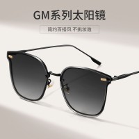 透明渐变色太阳镜女士高质量金属框架墨镜防晒防紫外线太阳眼镜男