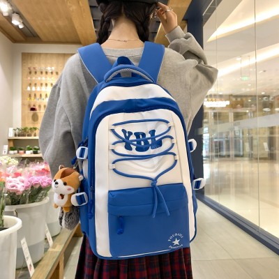 <!--小众不撞款书包女学院风设计感双肩包初中生背包大容量ins风-->