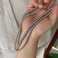 施家银灰色正圆珍珠毛衣链2024年新款潮项链女小众设计款锁骨颈链