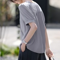 新中式GUO风盘扣V领衬衫女夏季优雅气质通勤简约泡泡袖设计上衣