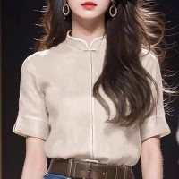 今年流行漂亮小衫新中式女装米黄色GU风立领短袖衬衫2024早春新款