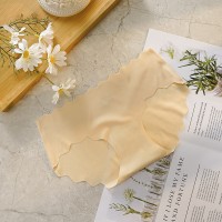 日系冰丝少女超薄内裤抗菌中腰性感提臀性感无痕大码女士三角裤