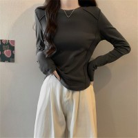 长袖打底衫女春秋装设计感弧形下摆短款修身鱼骨T恤上衣