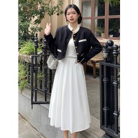 2024早春修身法式小香风质感别致立领撞色短款外套女