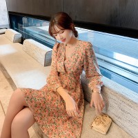 2024春季韩版女装法式浪漫长袖碎花V领连衣裙度假裙子女